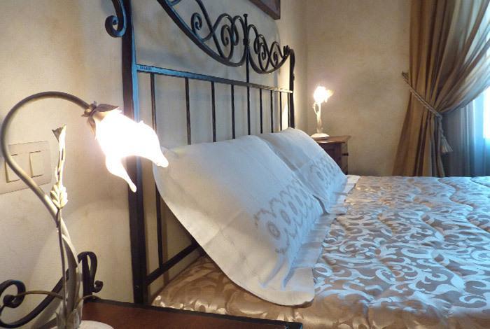 B&B Maesta' Di Cudino Arezzo Szoba fotó